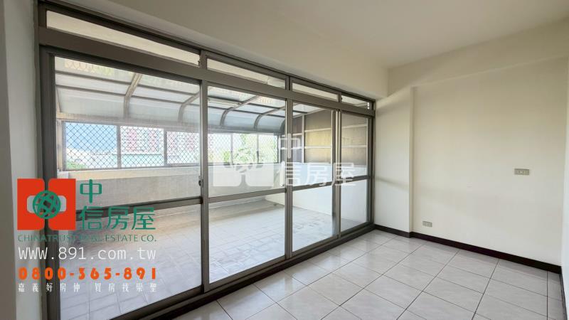 福樂國小車庫別墅房屋室內格局與周邊環境