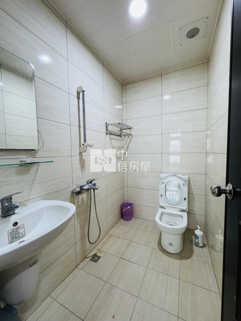 工業區超值電梯三房+2個機車位房屋室內格局與周邊環境