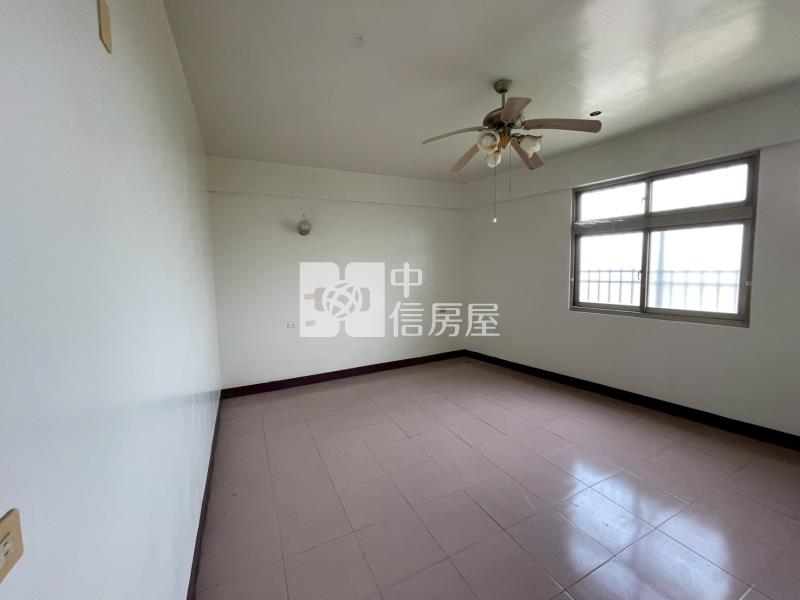 斗六大地坪車庫別墅房屋室內格局與周邊環境