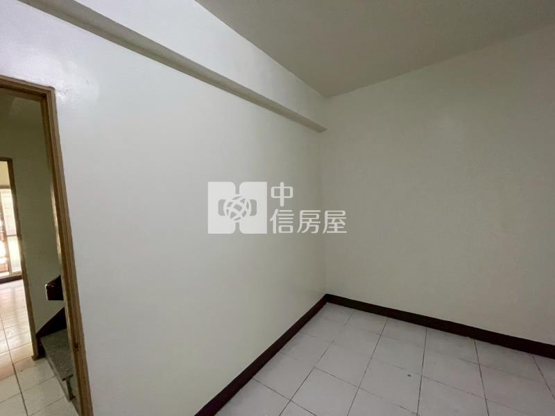 斗六大地坪車庫別墅房屋室內格局與周邊環境