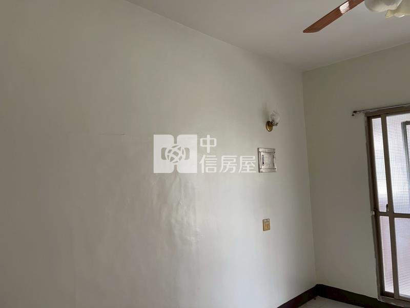 斗六大地坪車庫別墅房屋室內格局與周邊環境