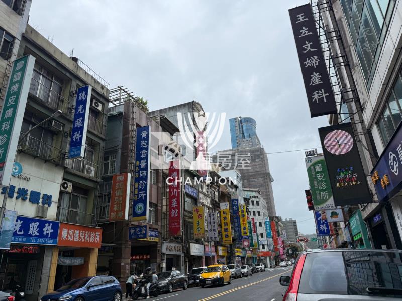 【冠軍】義一路黃金透天店面房屋室內格局與周邊環境