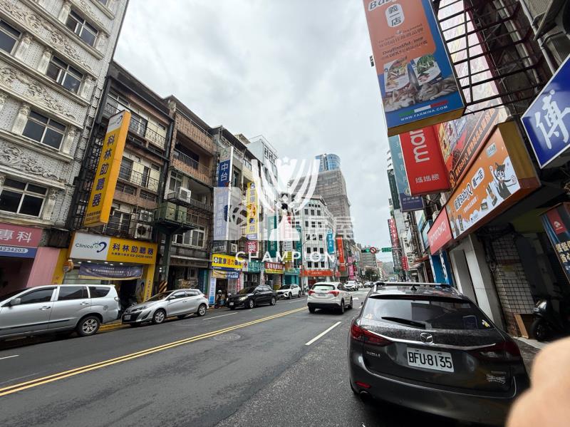 【冠軍】義一路黃金透天店面房屋室內格局與周邊環境