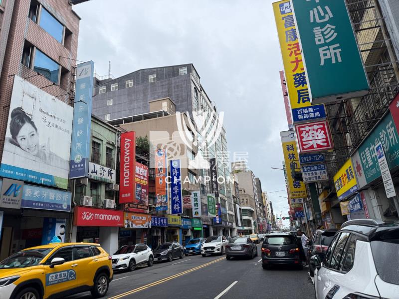 【冠軍】義一路黃金透天店面房屋室內格局與周邊環境