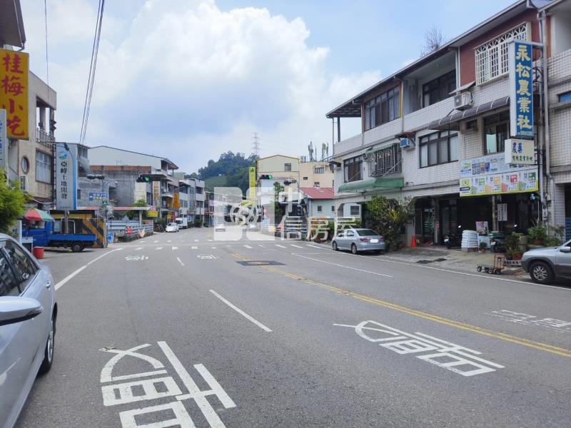 d-55苗栗透店房屋室內格局與周邊環境