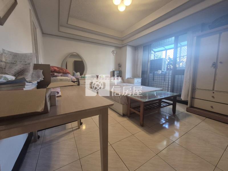 萬福金象採光三房平移車寓房屋室內格局與周邊環境