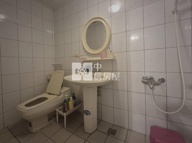 萬福金象採光三房平移車寓房屋室內格局與周邊環境