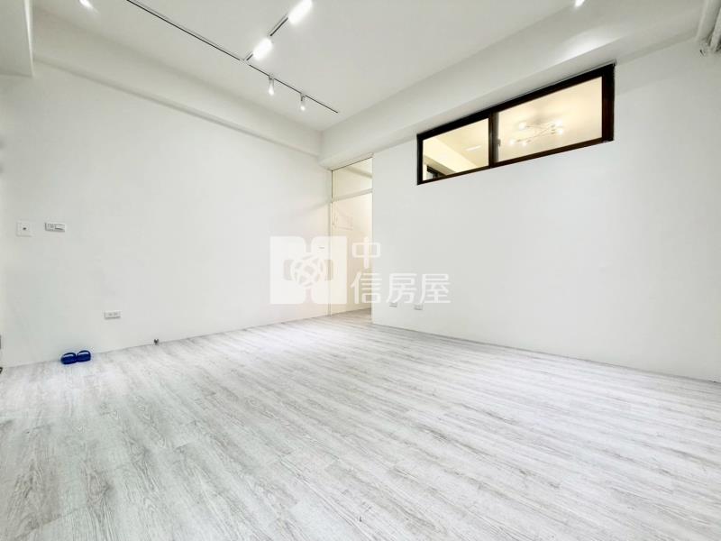 水湳商圈活巷黃金店面房屋室內格局與周邊環境