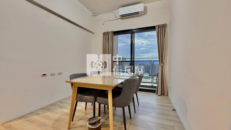 登陽春賞次頂樓兩房兩衛平車房屋室內格局與周邊環境