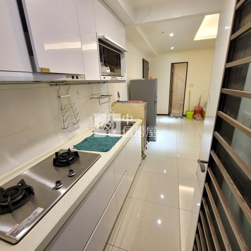 專簽微笑城市3房雙衛浴美廈房屋室內格局與周邊環境