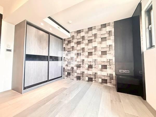 (英棋觀邸)七期惠文學區5房雙平車無限視野戶房屋室內格局與周邊環境