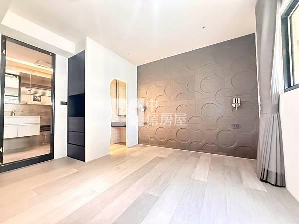 (英棋觀邸)七期惠文學區5房雙平車無限視野戶房屋室內格局與周邊環境