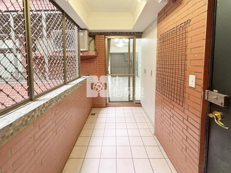 台中巨蛋旁中清麗景美三房房屋室內格局與周邊環境