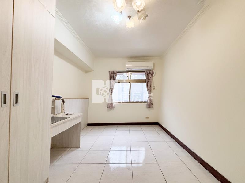 台中巨蛋旁中清麗景美三房房屋室內格局與周邊環境