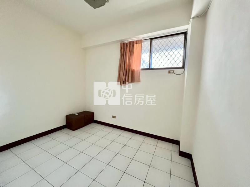 何厝國小旁大三房公寓房屋室內格局與周邊環境