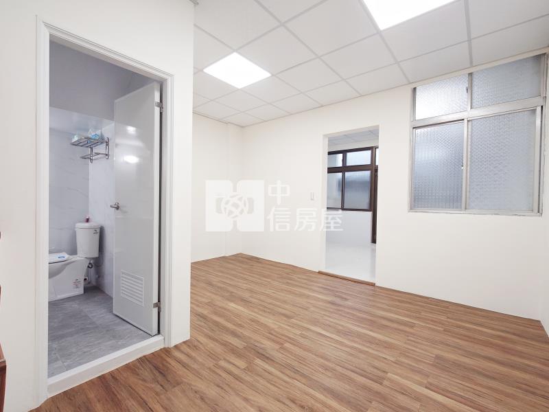 東山商圈車庫美透天房屋室內格局與周邊環境