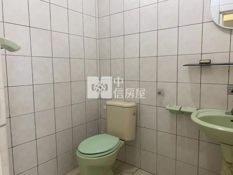 安祥街雙車位透天房屋室內格局與周邊環境