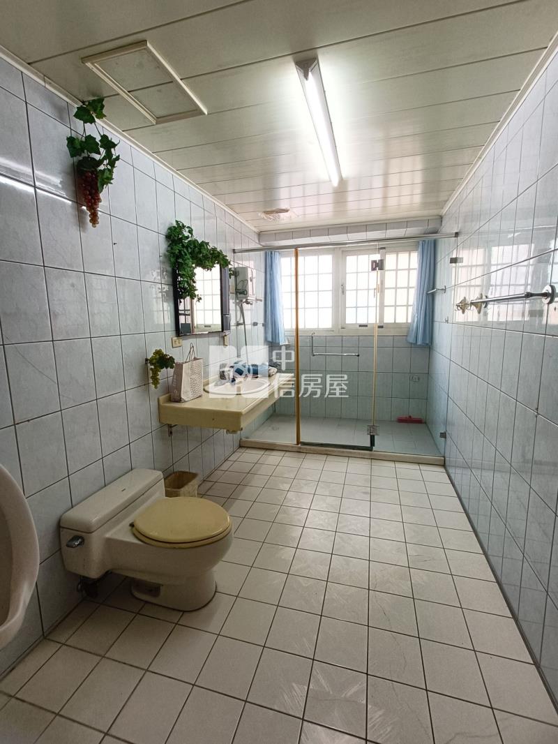 近捷運A22中壢夜市大坪數6房+車位房屋室內格局與周邊環境