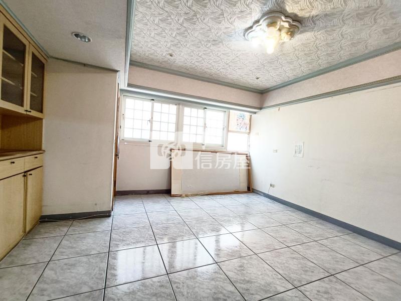 近捷運A22中壢夜市大坪數6房+車位房屋室內格局與周邊環境