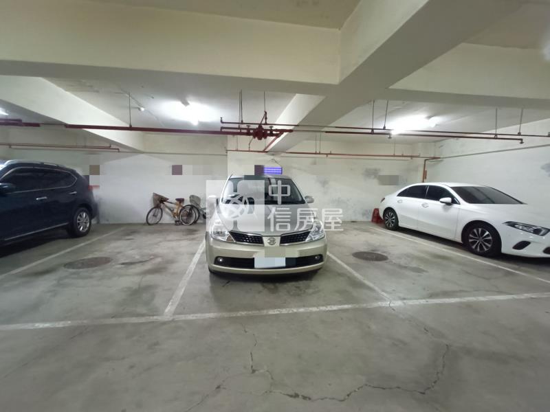 近捷運A22中壢夜市大坪數6房+車位房屋室內格局與周邊環境