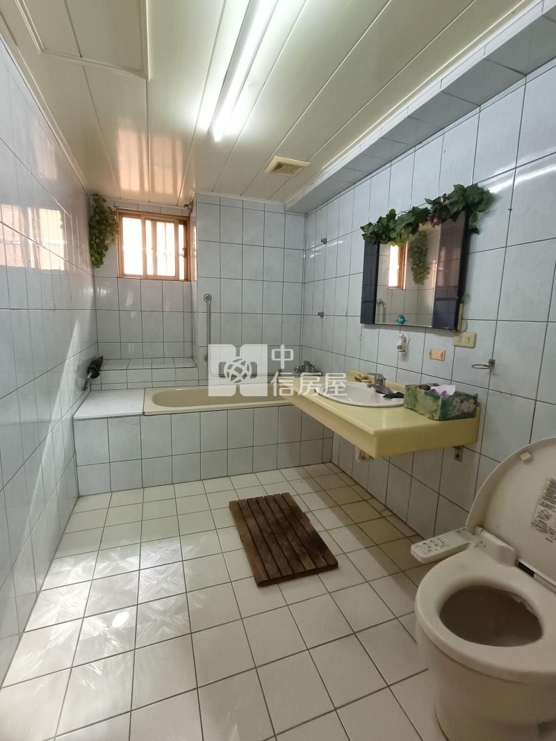 近捷運A22中壢夜市大坪數6房+車位房屋室內格局與周邊環境