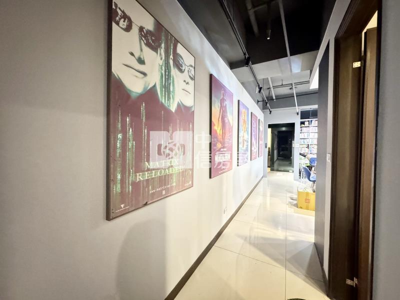 【奔馳】飛飛想露台戶房屋室內格局與周邊環境