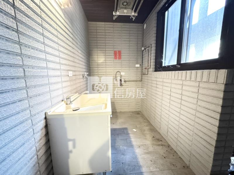 平鎮鼎藏帝景優質露臺三房雙車房屋室內格局與周邊環境