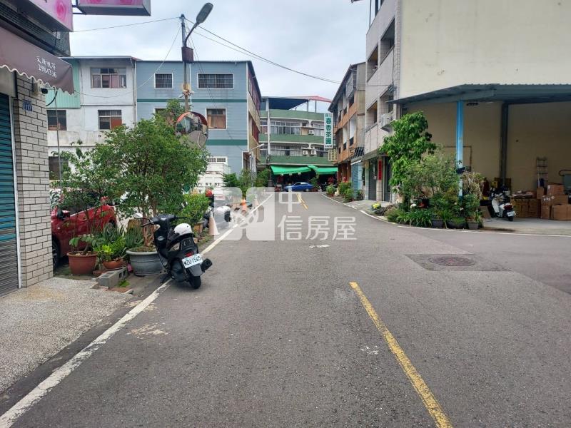 四維店住房屋室內格局與周邊環境