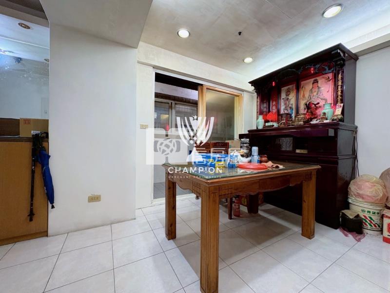 【冠軍】巴賽三房+車位房屋室內格局與周邊環境