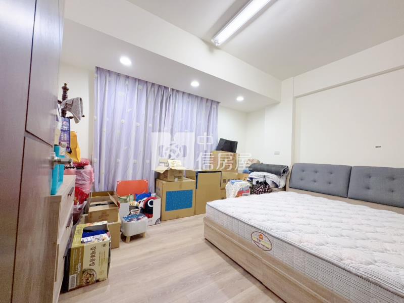 66交流道旁電梯大別墅(佳河頤園)房屋室內格局與周邊環境