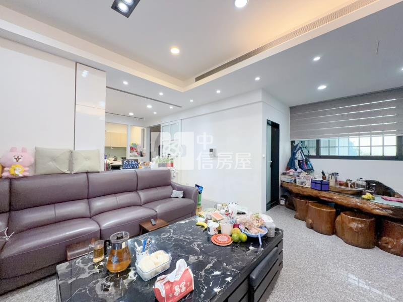 66交流道旁電梯大別墅(佳河頤園)房屋室內格局與周邊環境