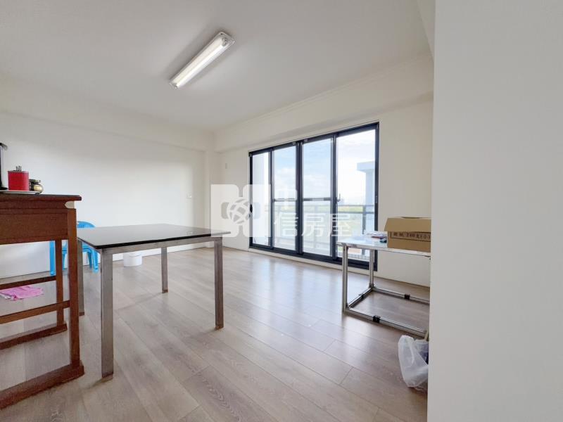 66交流道旁電梯大別墅(佳河頤園)房屋室內格局與周邊環境