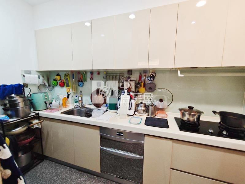 66交流道旁電梯大別墅(佳河頤園)房屋室內格局與周邊環境