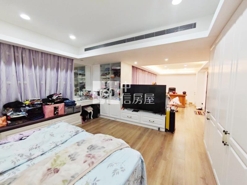 66交流道旁電梯大別墅(佳河頤園)房屋室內格局與周邊環境