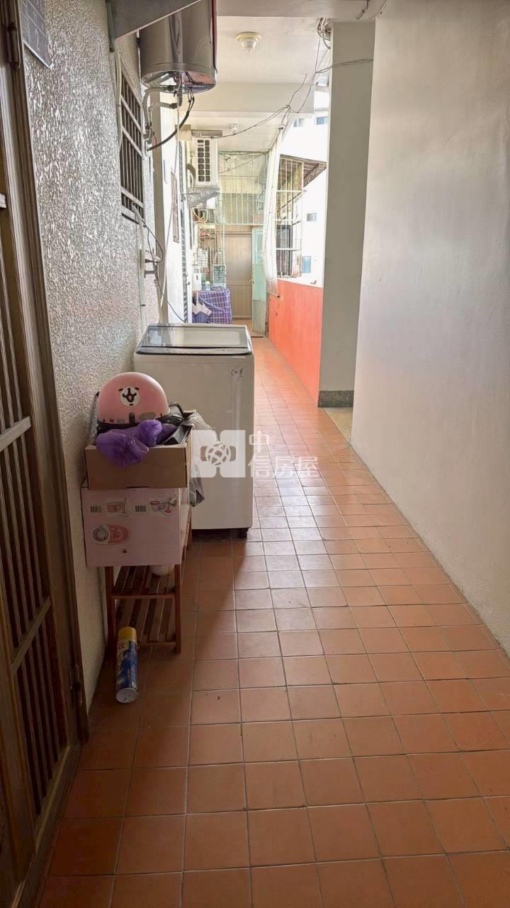 經國新城商圈收租店面房屋室內格局與周邊環境