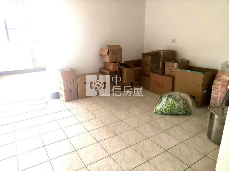 經國新城商圈收租店面房屋室內格局與周邊環境