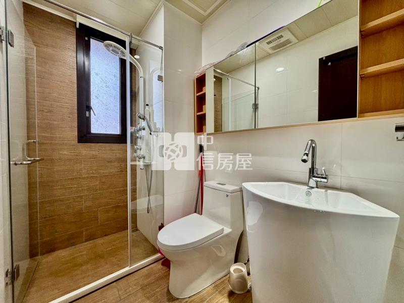 宏亞DECO+家米蘭區精裝兩房平車房屋室內格局與周邊環境