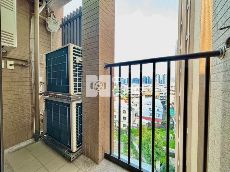 宏亞DECO+家米蘭區精裝兩房平車房屋室內格局與周邊環境