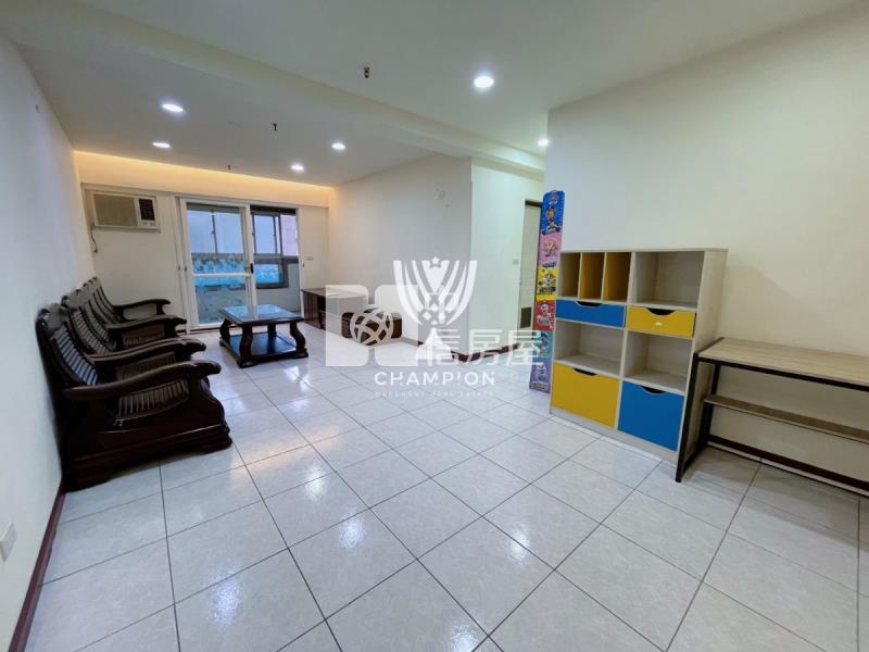 【冠軍】巴賽前區優質三房房屋室內格局與周邊環境