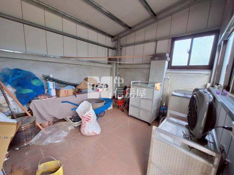 高鐵農地 附資材室房屋室內格局與周邊環境