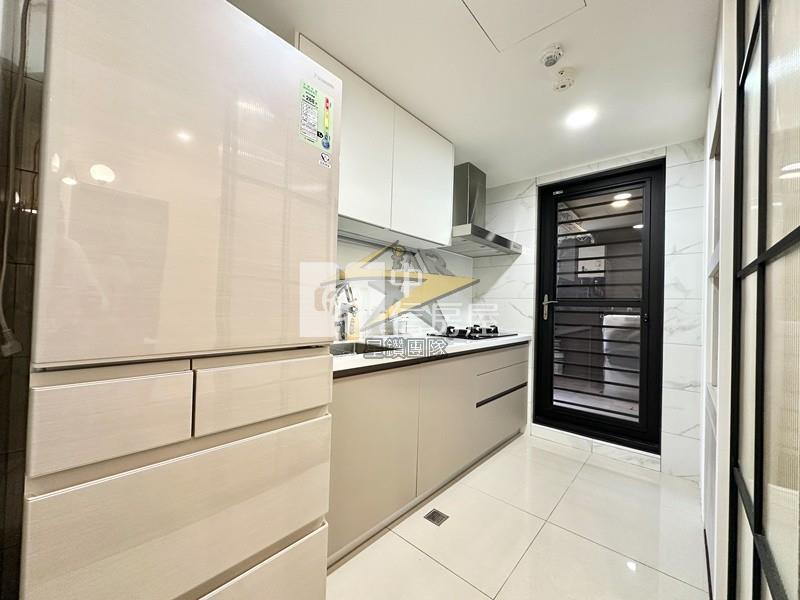 【星鑽】★專約★A18旁林蔭樹海質感3房車房屋室內格局與周邊環境