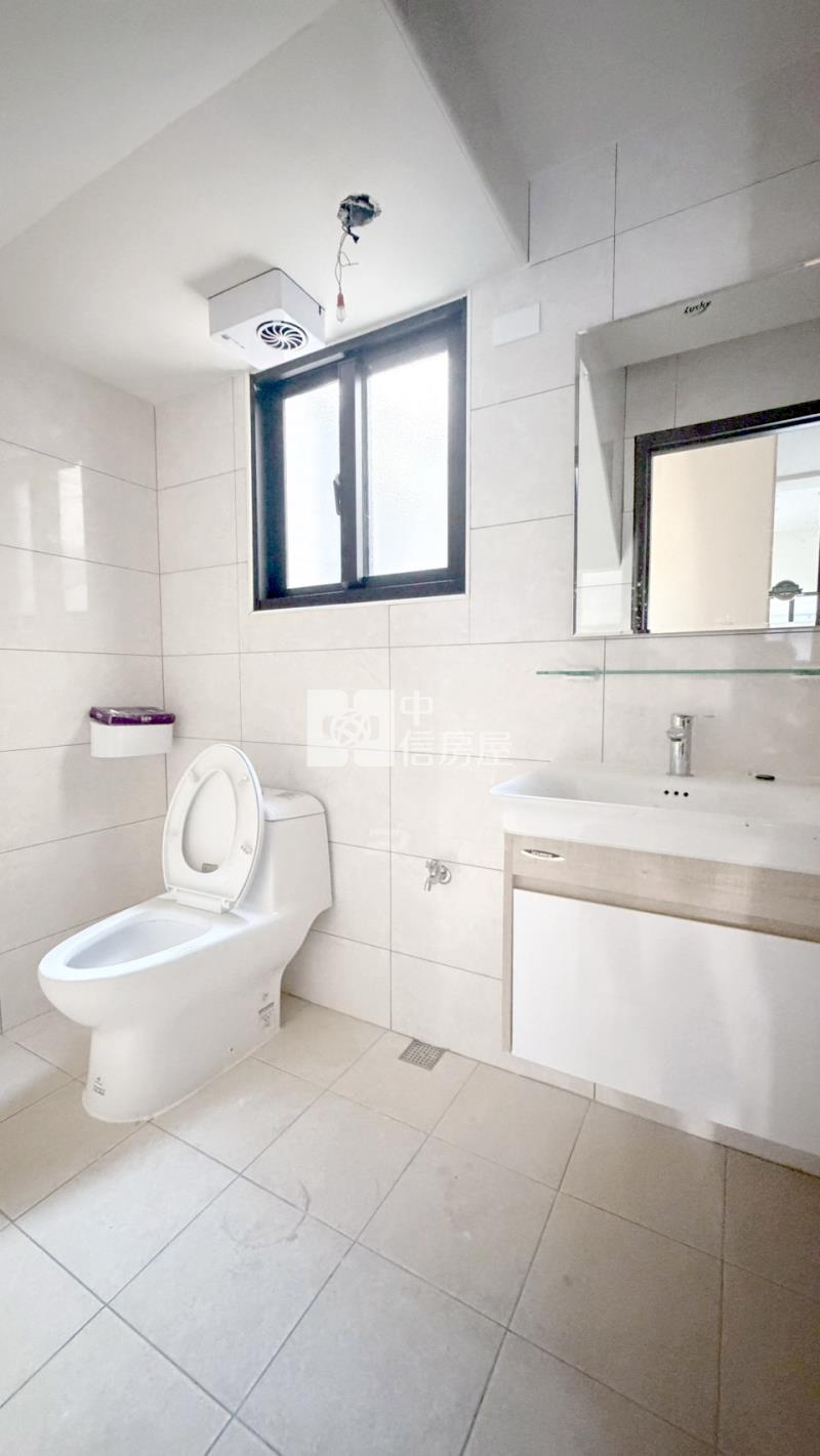 樹孝商圈雙車電梯別墅房屋室內格局與周邊環境