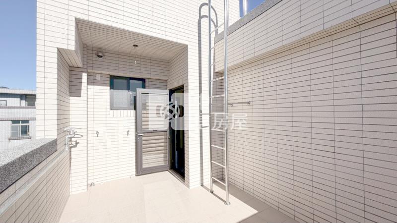 樹孝商圈雙車電梯別墅房屋室內格局與周邊環境