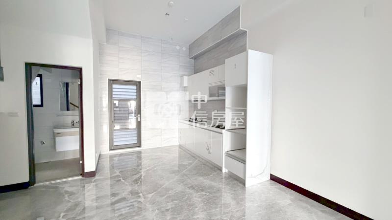 樹孝商圈雙車電梯別墅房屋室內格局與周邊環境