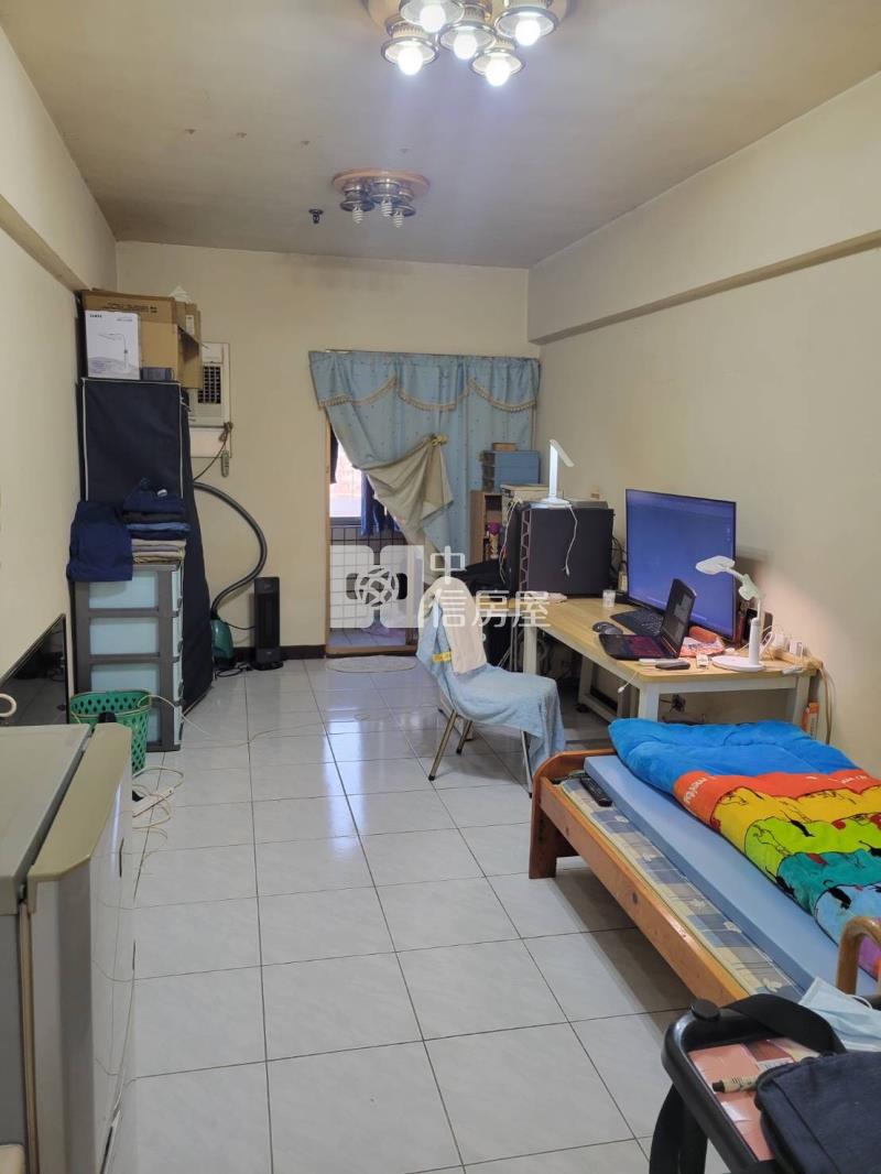 大墩學區黎明商圈大套房房屋室內格局與周邊環境