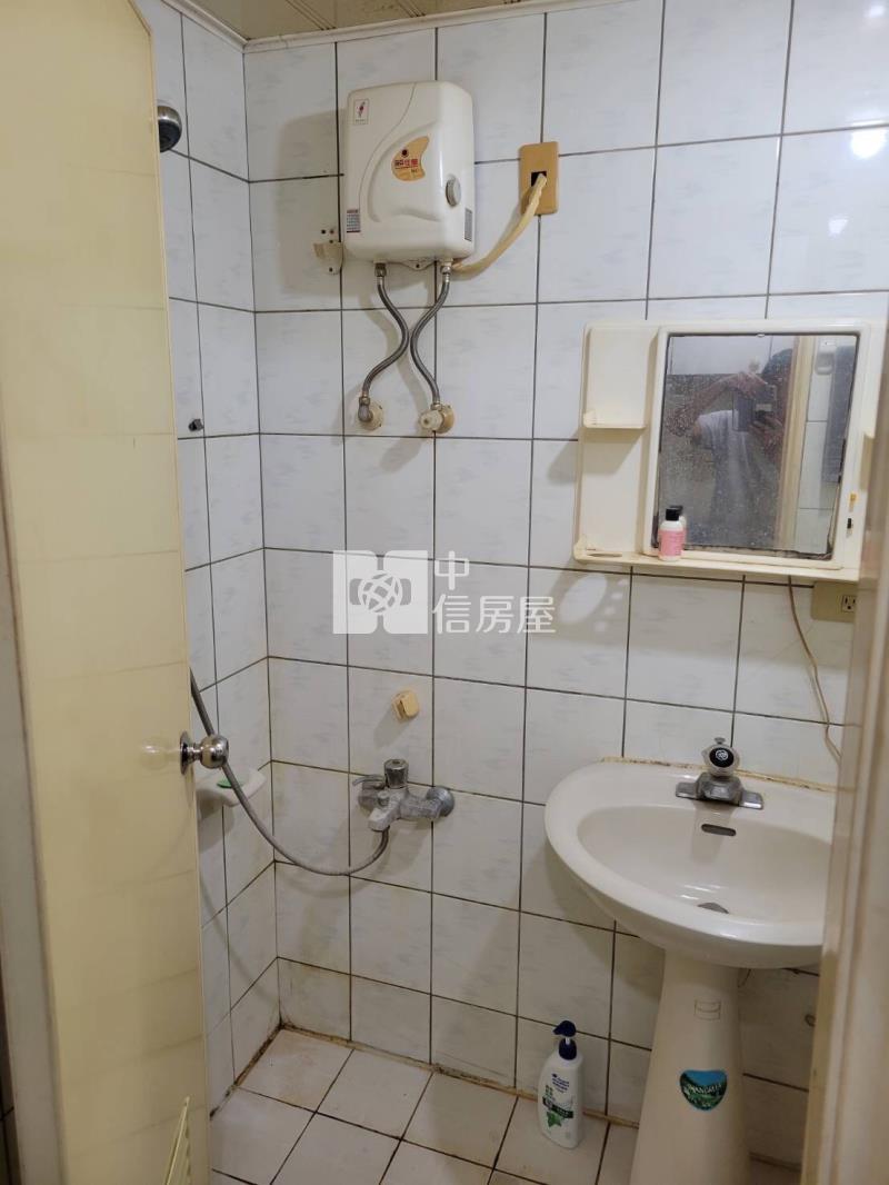 大墩學區黎明商圈大套房房屋室內格局與周邊環境