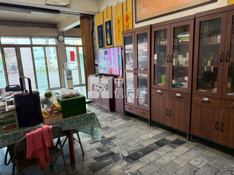 安南區長和路四段店住房屋室內格局與周邊環境