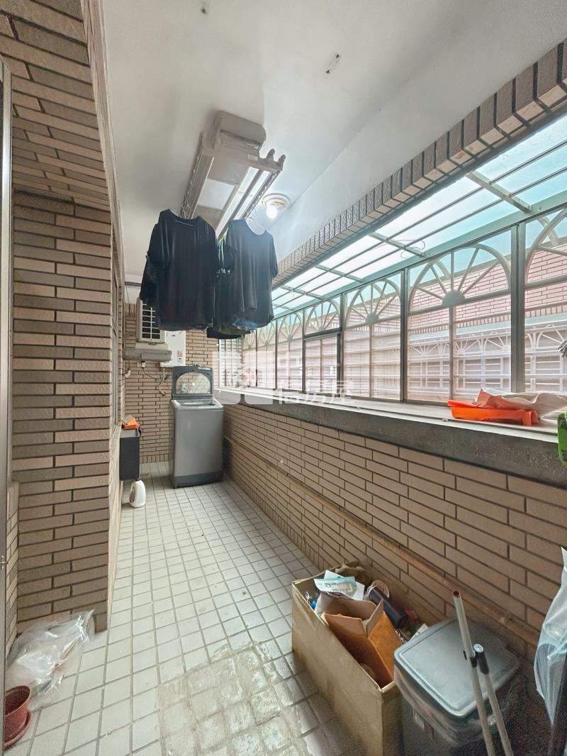 【安家】自立國宅四房車位房屋室內格局與周邊環境