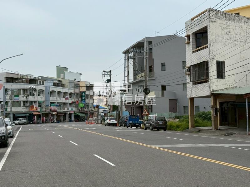安南區長和路黃金店住房屋室內格局與周邊環境