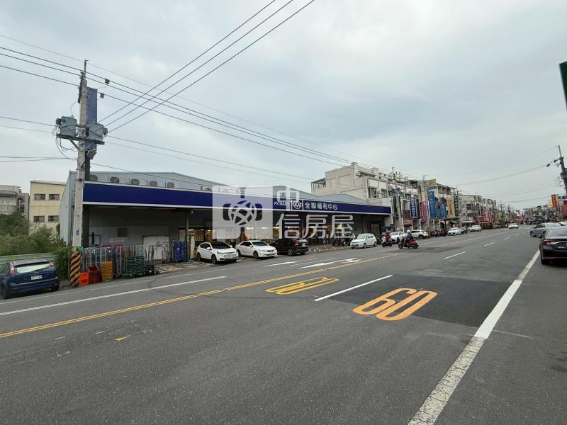 安南區長和路黃金店住房屋室內格局與周邊環境